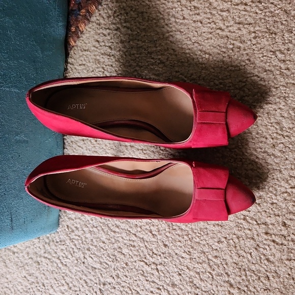 Red bow heels - Picture 3 of 7